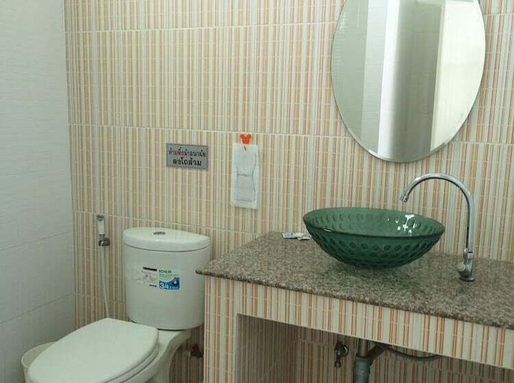 فندق The Palm Village