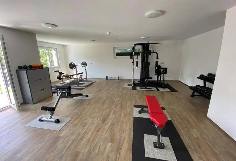 Motel & Aparthotel Brüggli