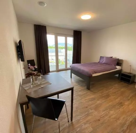 Motel & Aparthotel Brüggli