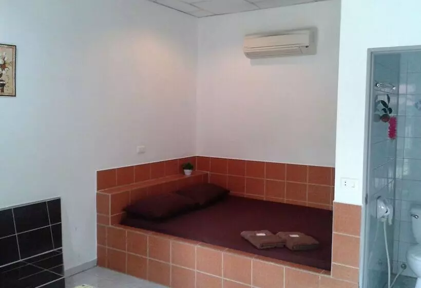 Banlang Hotel Resort & Swimmingpool