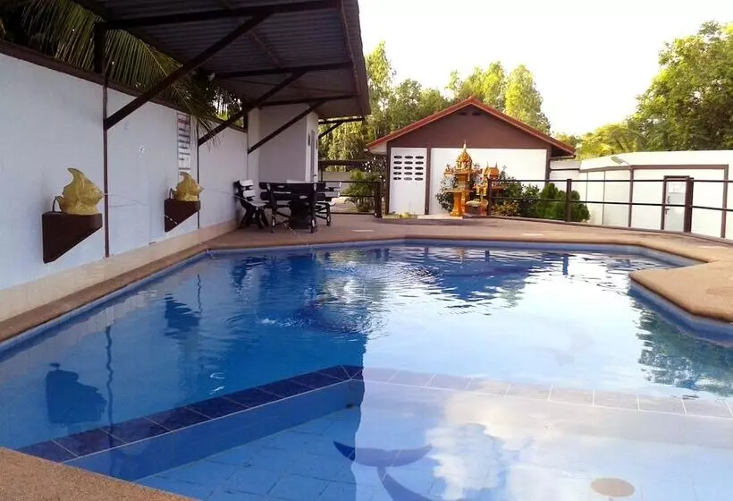 Banlang Hotel Resort & Swimmingpool