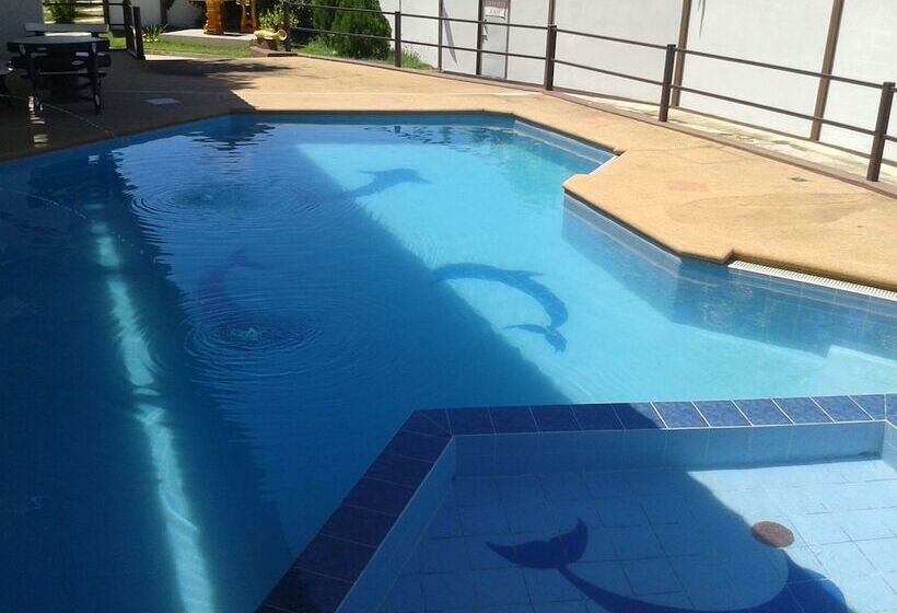 Banlang Hotel Resort & Swimmingpool