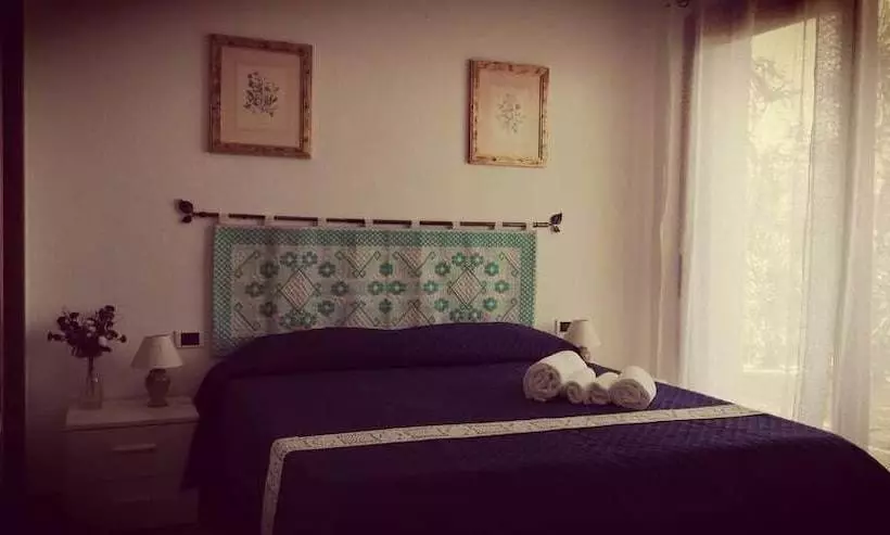 ベッドアンドブレックファースト White House