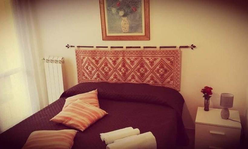 مبيت وإفطار White House