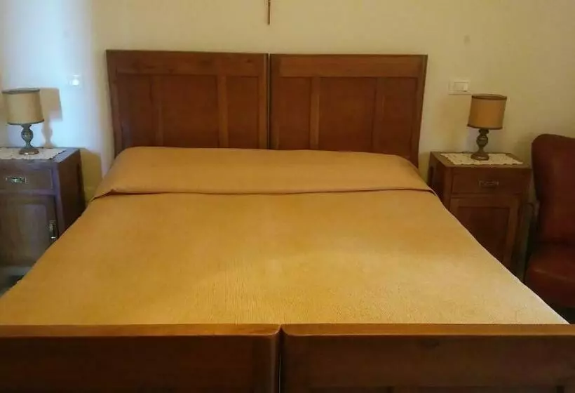 Hotelli Agriturismo Dal Poeta