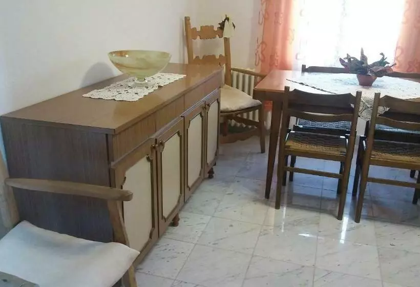 Hotelli Agriturismo Dal Poeta