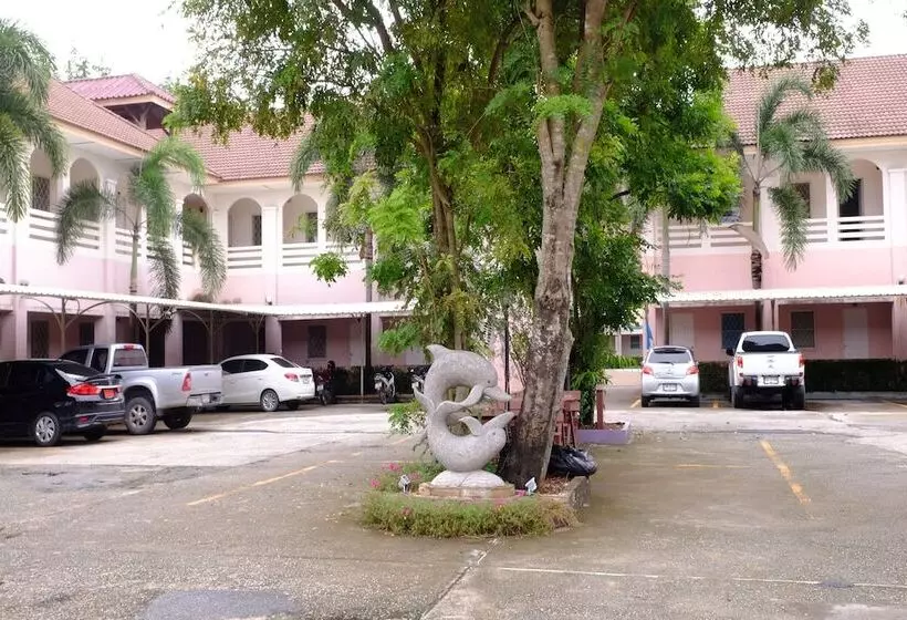 Hotelli Bansuannamdee