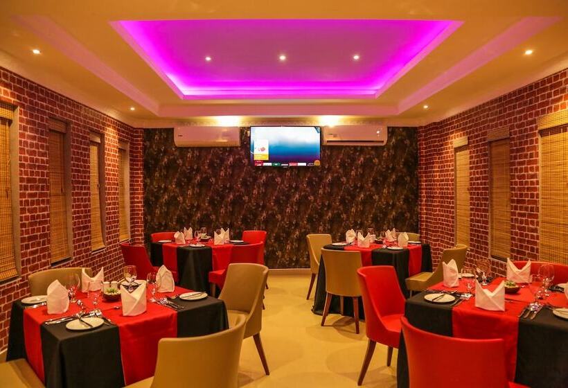 בית מלון כפרי Royal Classic Resort