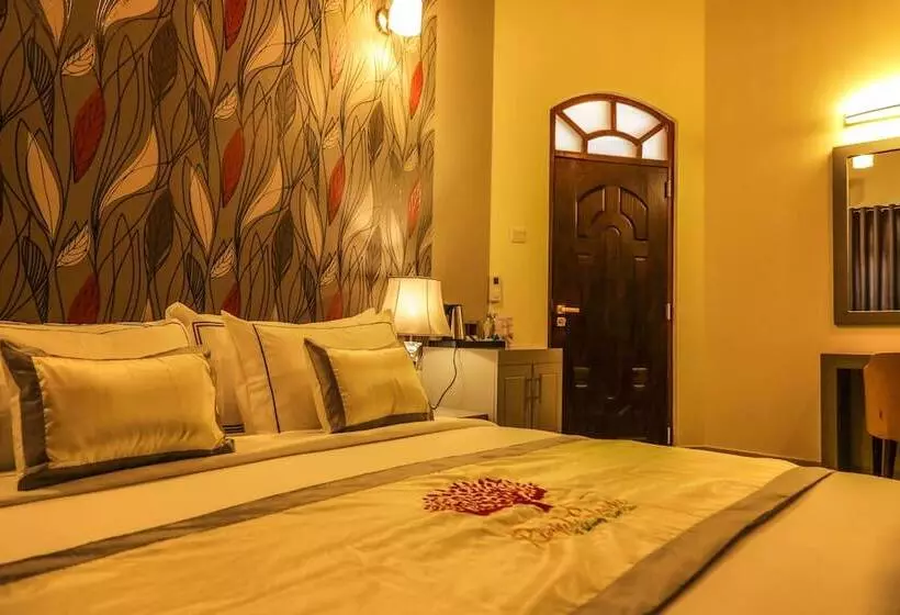 Hotelli Royal Classic Resort