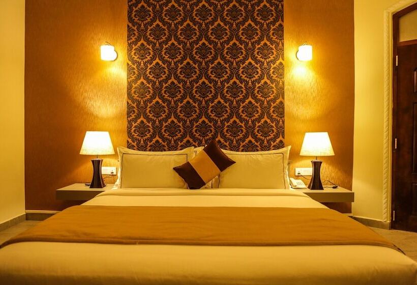 בית מלון כפרי Royal Classic Resort