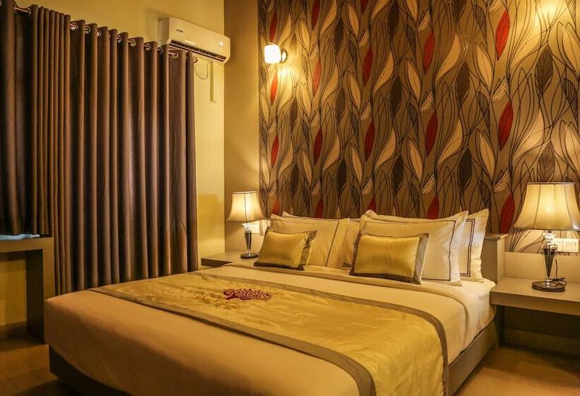 בית מלון כפרי Royal Classic Resort