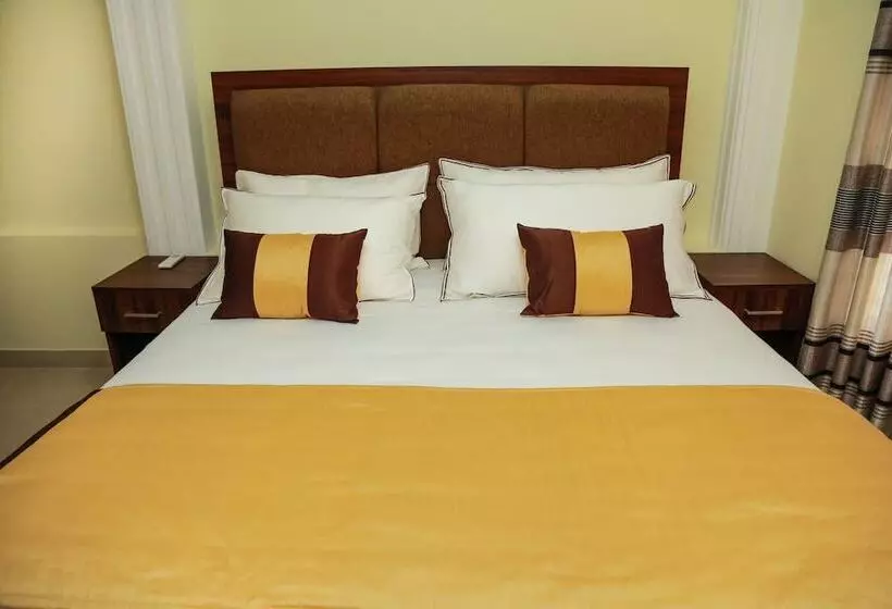 Hotelli Royal Classic Resort