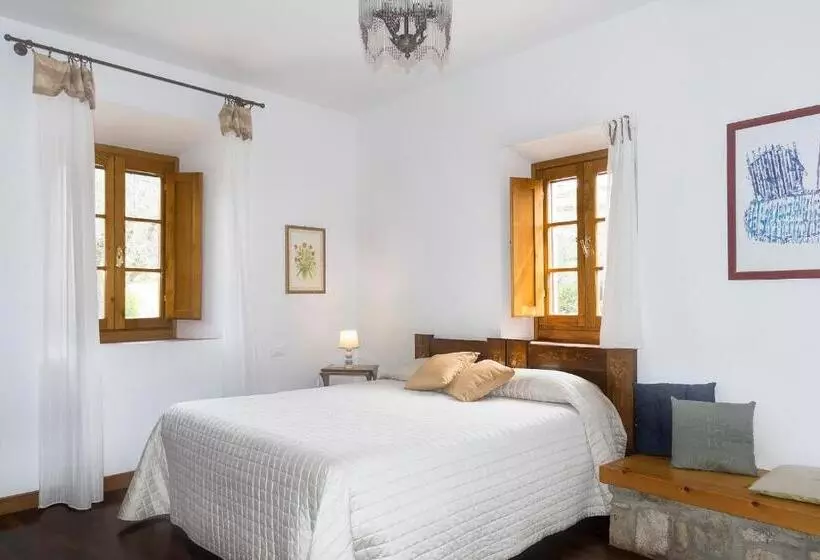 Maaseutuhotelli Agriturismo Podere Rondinaio