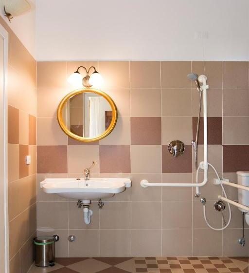 Сельский отель Agriturismo Podere Rondinaio