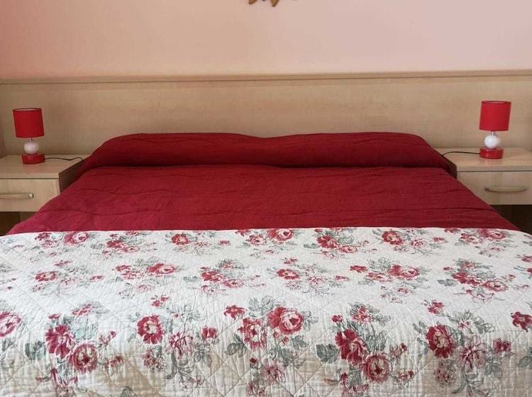 ペンション Casale Villa Marzia