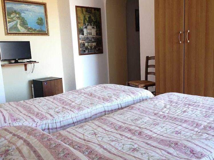 ペンション Casale Villa Marzia