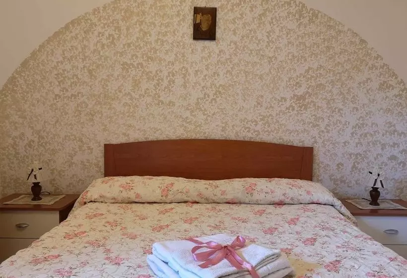 ペンション Casale Villa Marzia