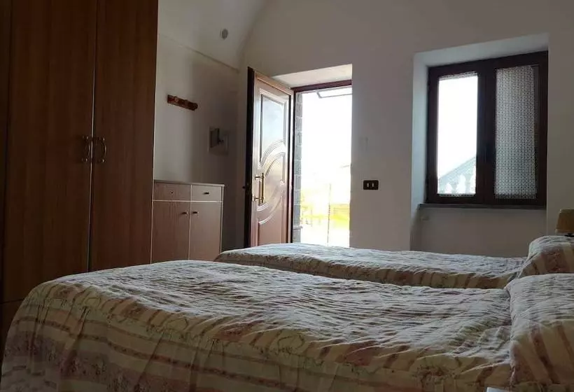 ペンション Casale Villa Marzia