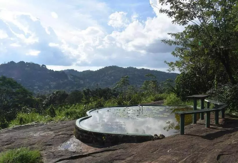 ペンション Deer Point Hotel Kandy