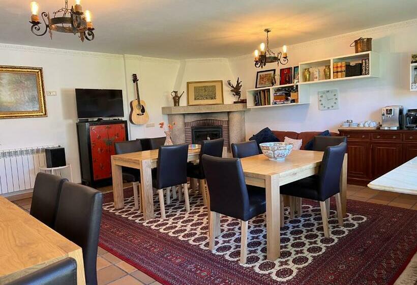 ペンション Mar De Frisia