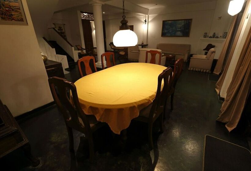 Pension Primrose Bungalow