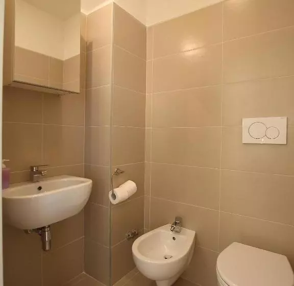 تختخواب و صبحانه Kalefati Palace Loc.turistica