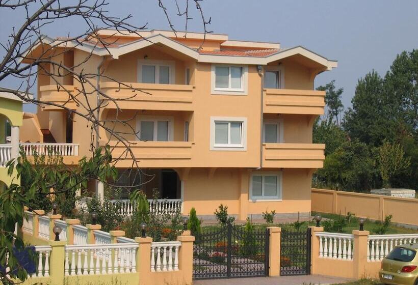 Apartments Old Olive