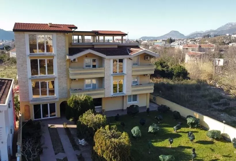 Apartments Old Olive