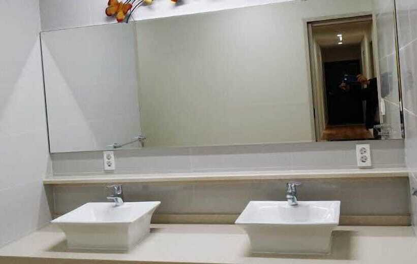 בית מלון כפרי Gotjawal Geomun Oreum Pension