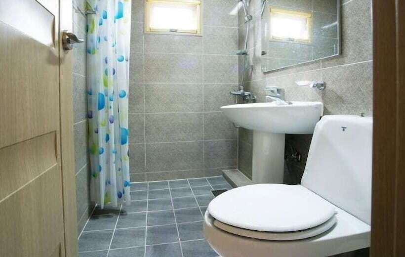 בית מלון כפרי Gotjawal Geomun Oreum Pension