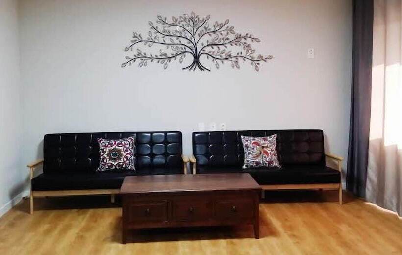 בית מלון כפרי Gotjawal Geomun Oreum Pension