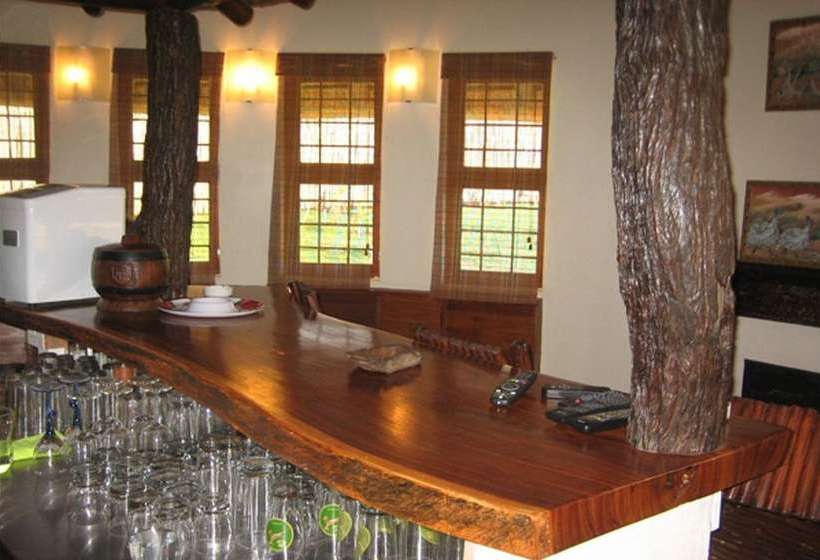 Hotel Impangele Lodge