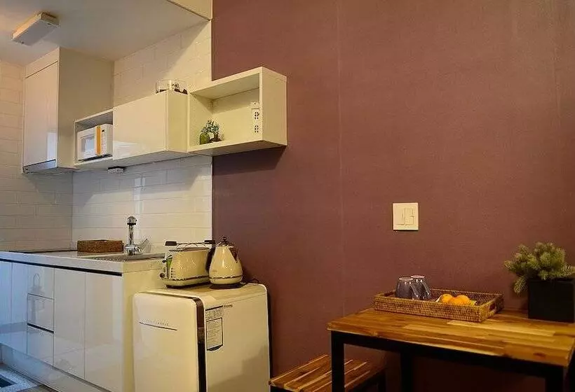 Hotelli Jeju Clair De Lune Pension