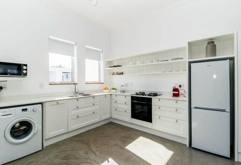 בית מלון כפרי Perla