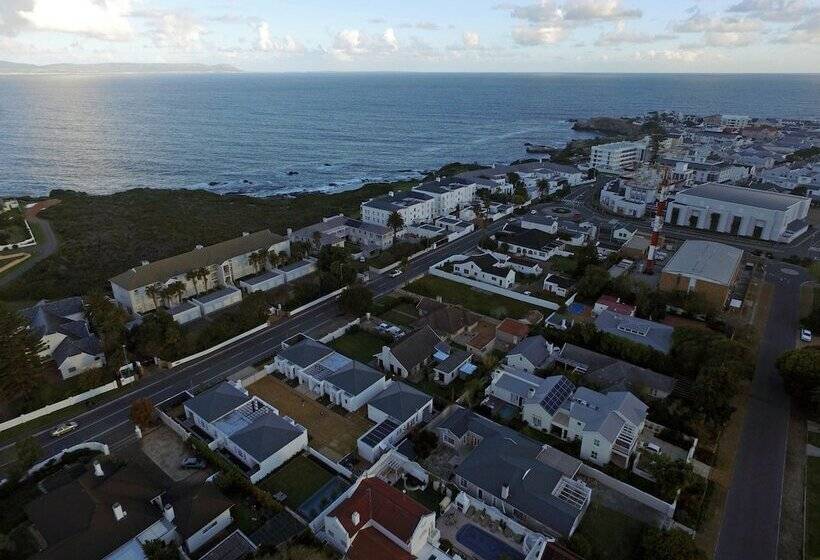 בית מלון כפרי Perla