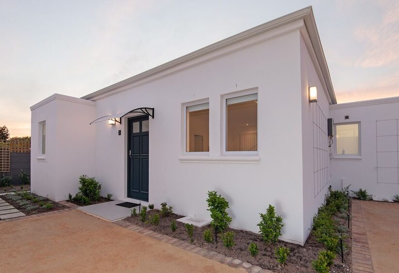 בית מלון כפרי Perla