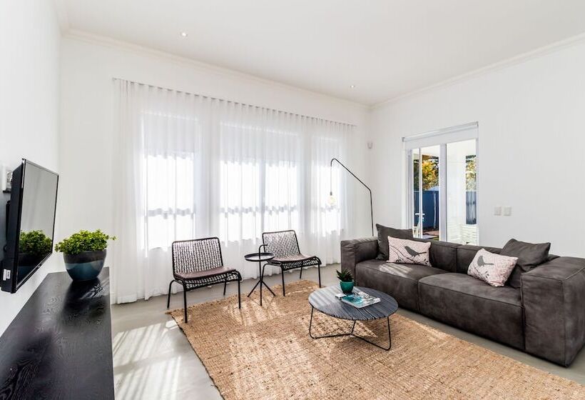 בית מלון כפרי Perla