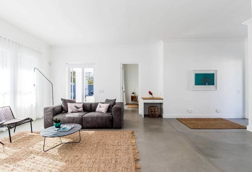 בית מלון כפרי Perla