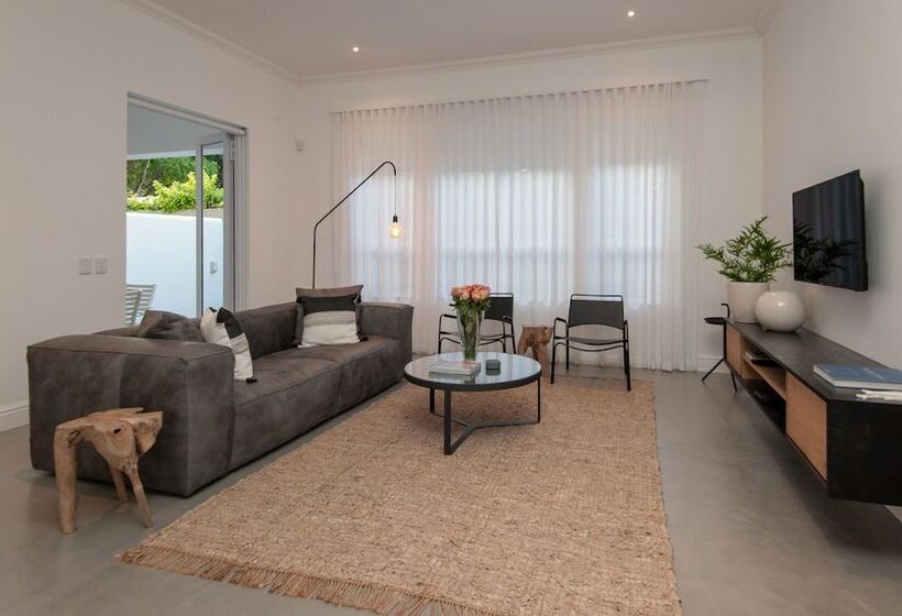 בית מלון כפרי Perla