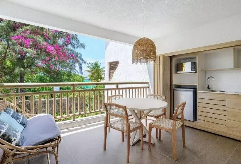 هتل Coin De Mire Attitude