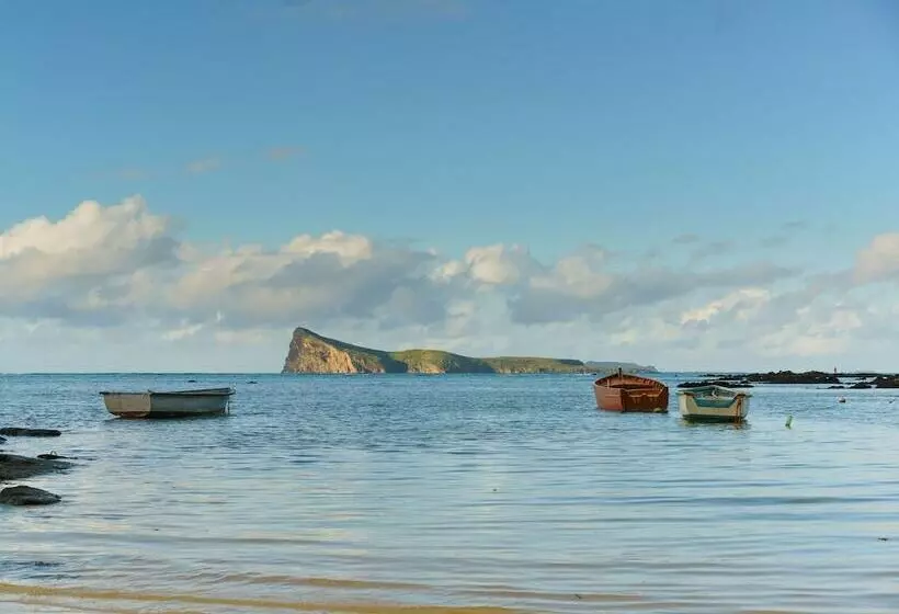 هتل Coin De Mire Attitude