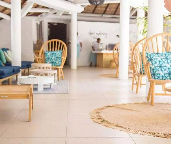 هتل Coin De Mire Attitude