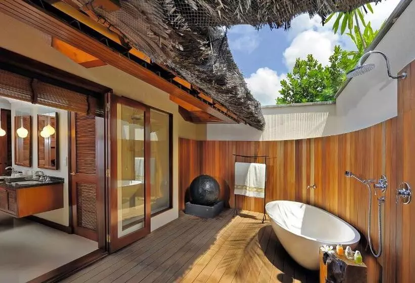 هتل Constance Lemuria