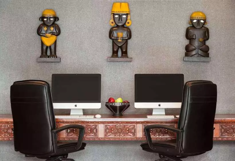 هتل Costa Del Sol Wyndham Trujillo