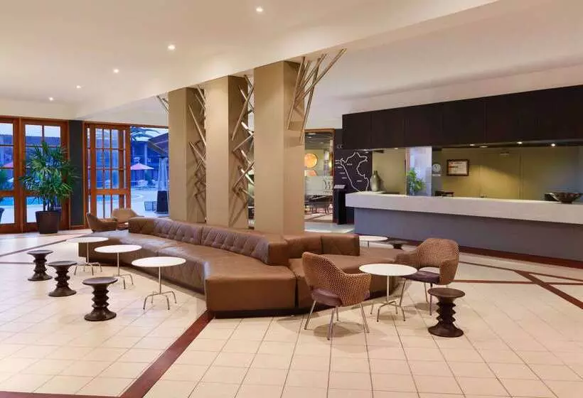 هتل Costa Del Sol Wyndham Trujillo