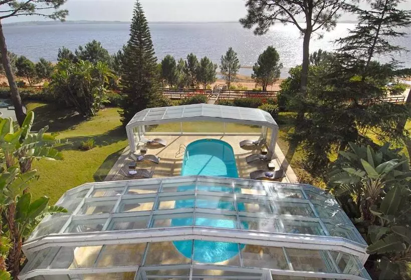 호텔 Del Lago Golf & Art Resort