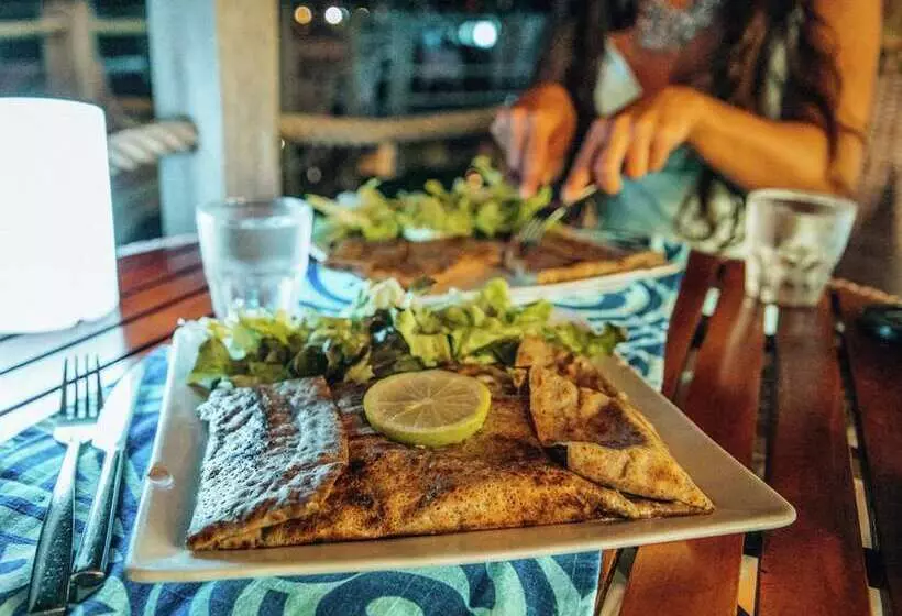 هتل Hilton Moorea Lagoon Resort And Spa