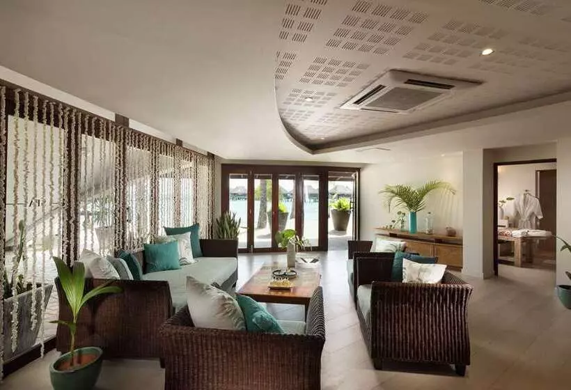 هتل Hilton Moorea Lagoon Resort And Spa