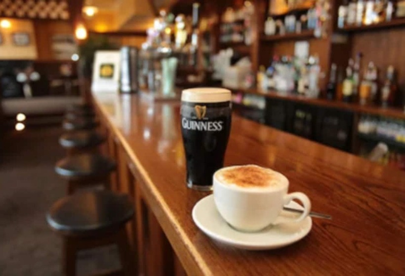 호텔 Killarney Riverside