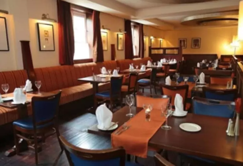 호텔 Killarney Riverside